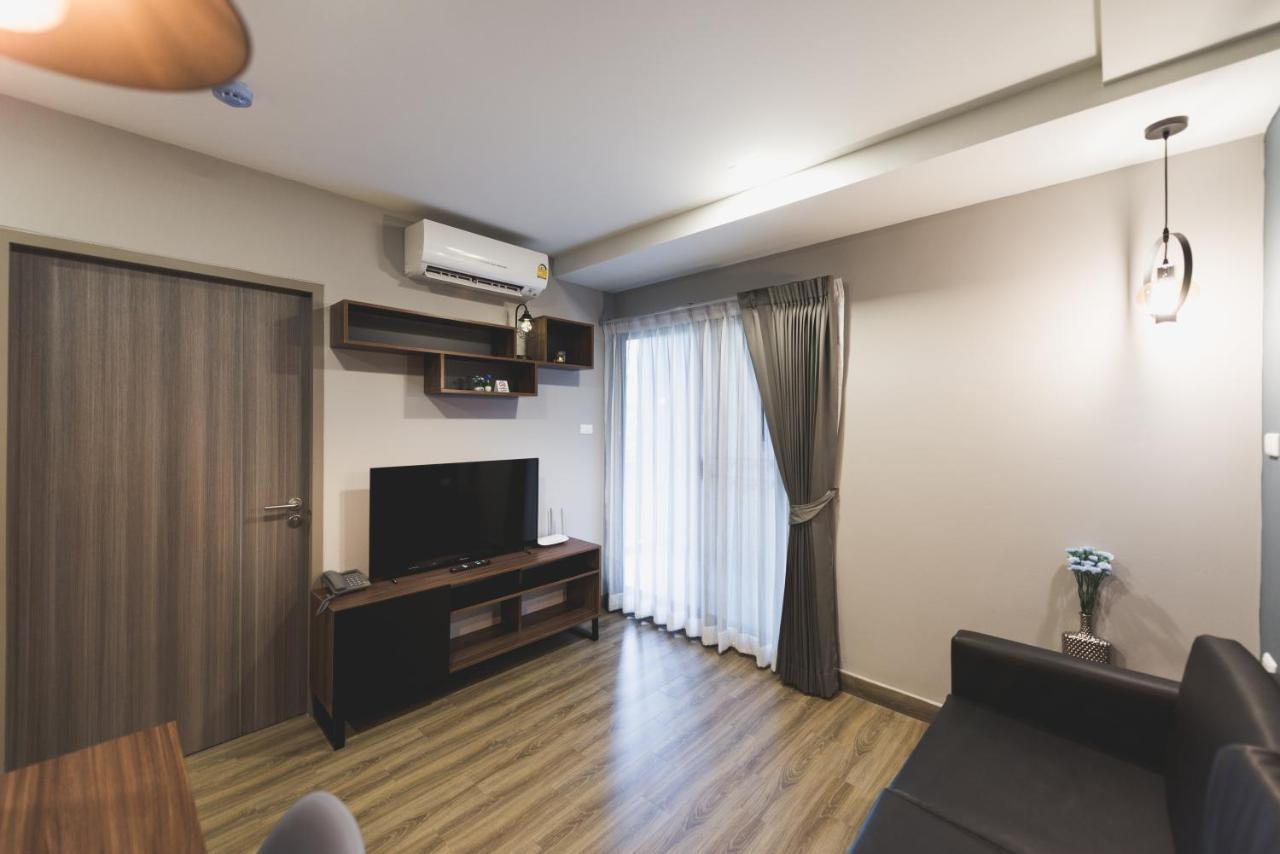W2 Residence Бангкок Экстерьер фото